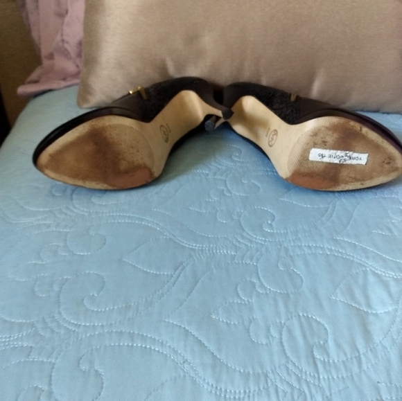 Michael Kors 8.5M Genuine Snakeskin & Leather Black Stiletto Bootie with Zippers - Picture 3 of 9